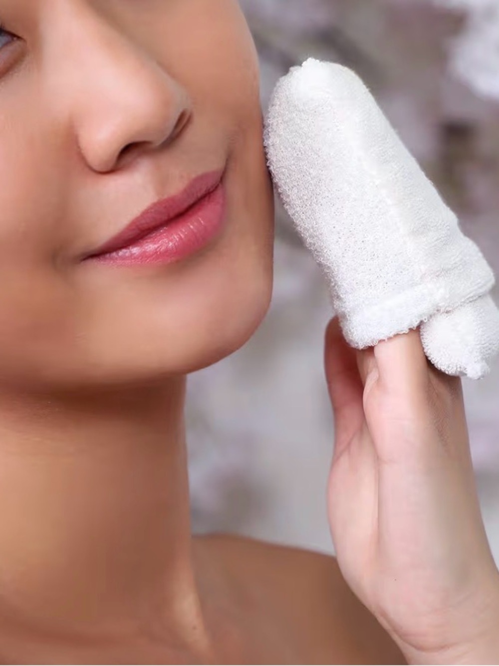 Daily Concepts DAILY FACIAL MICRO SCRUBBER‎ NEW